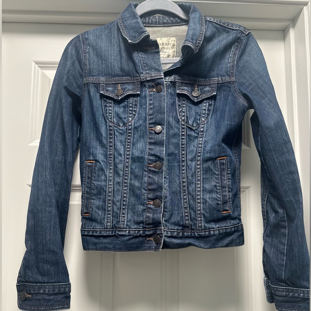Old Navy Women’s Denim Dark Wash Jean Jacket